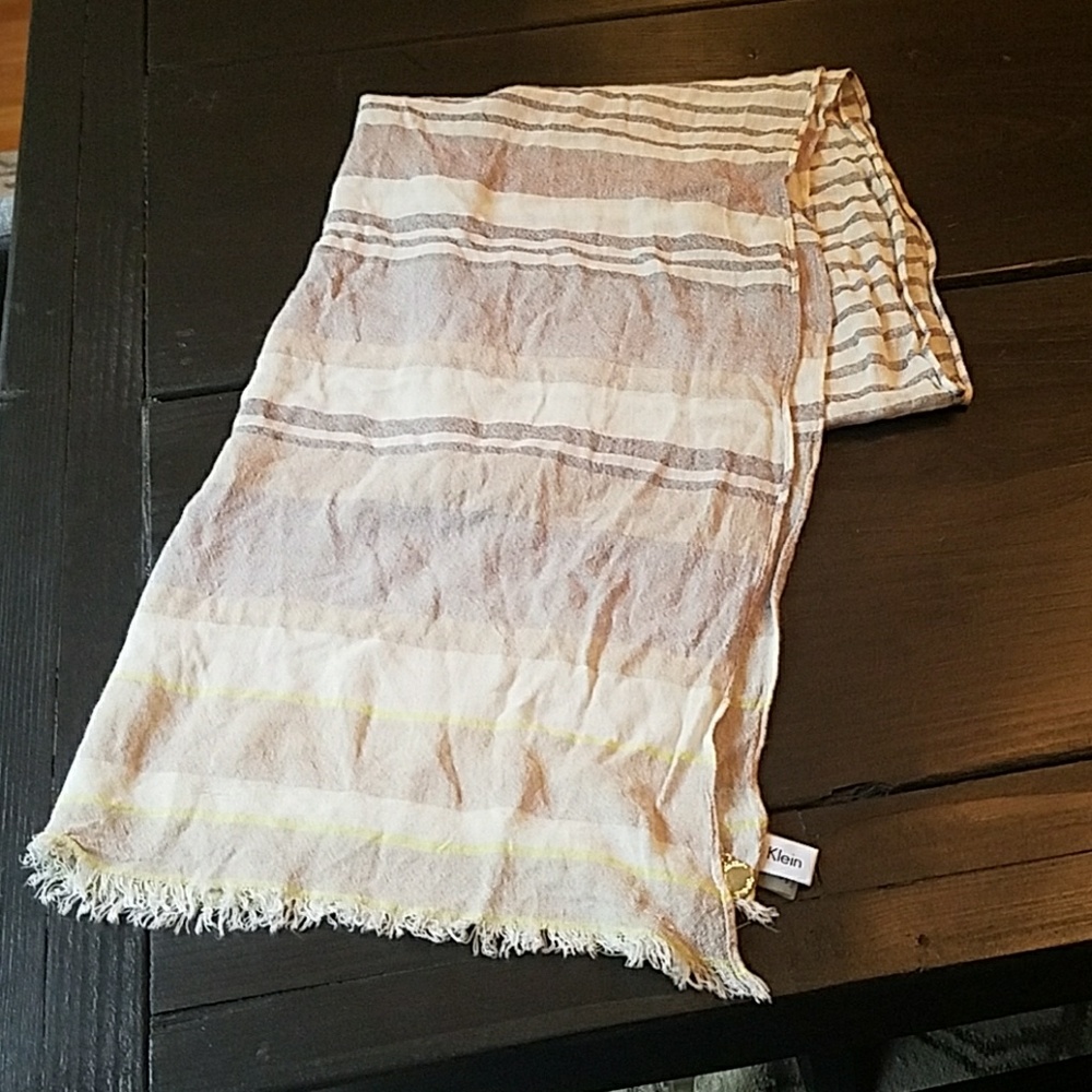 Light weight scarf